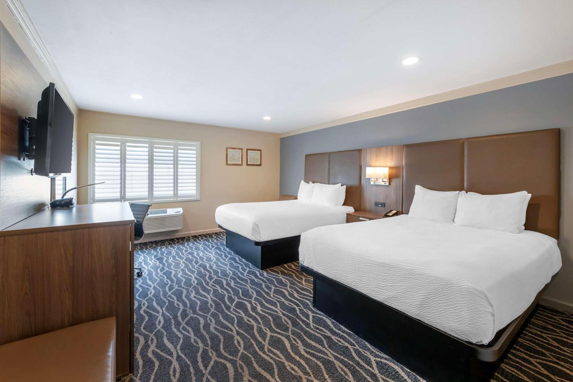 Hotel Western Hill House 3*
