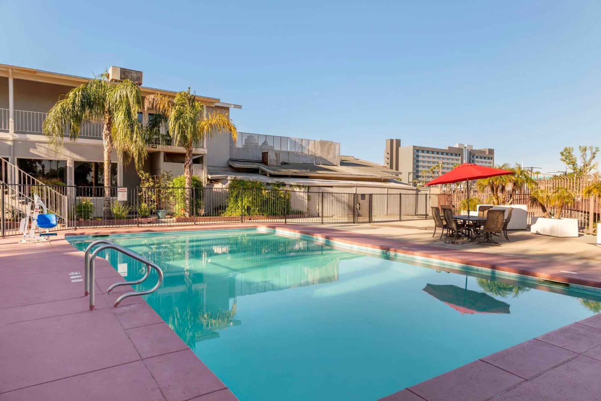 Hotel Western Hill House Bakersfield
