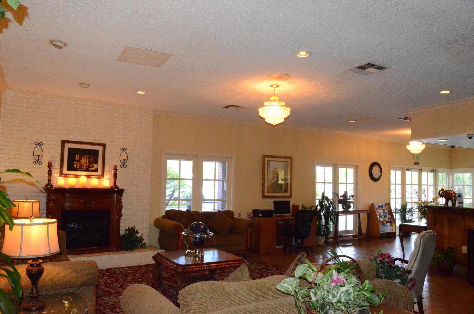 Western Hill House 3* Bakersfield