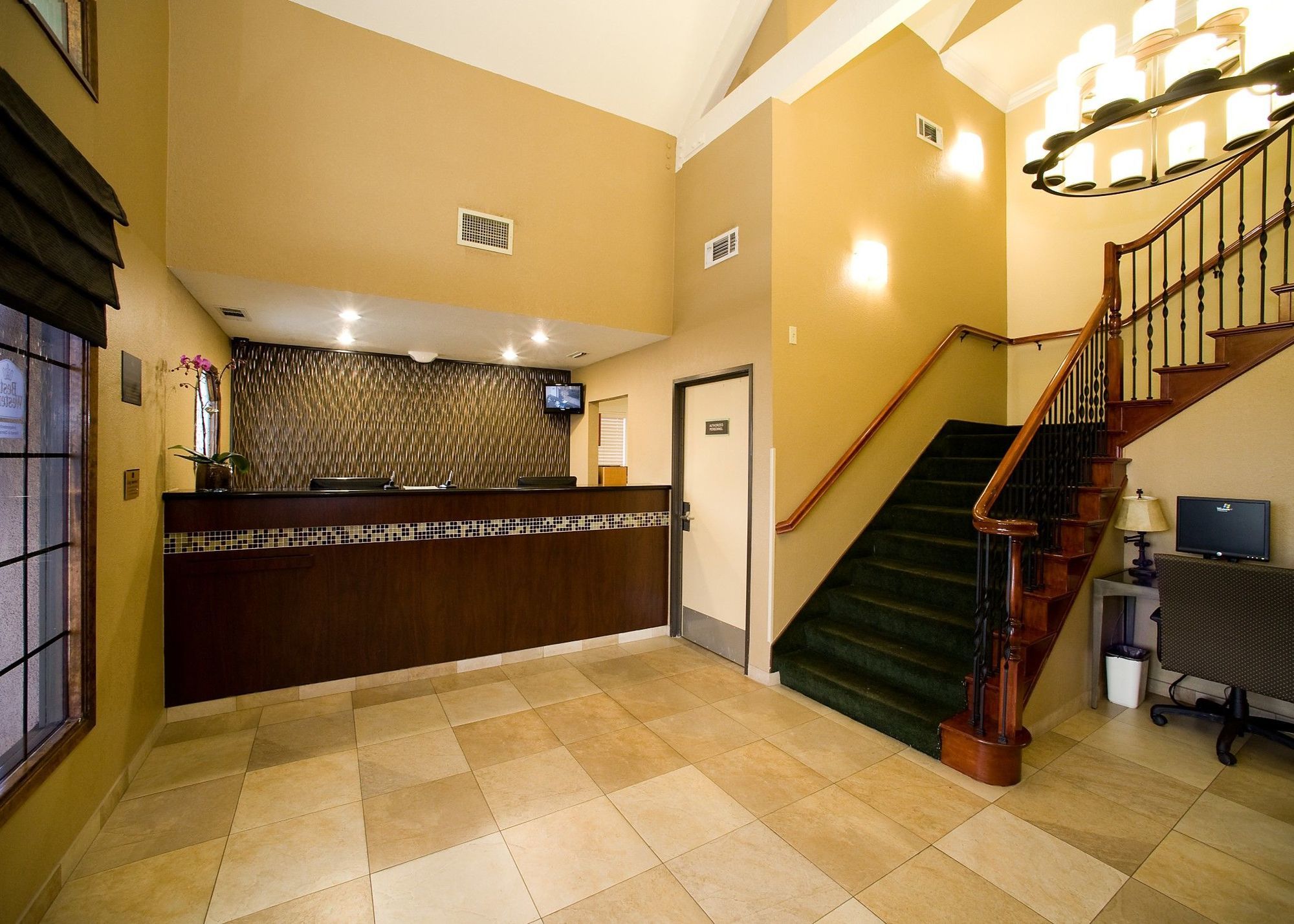 Hotel Best Western Plus Hill House Bakersfield